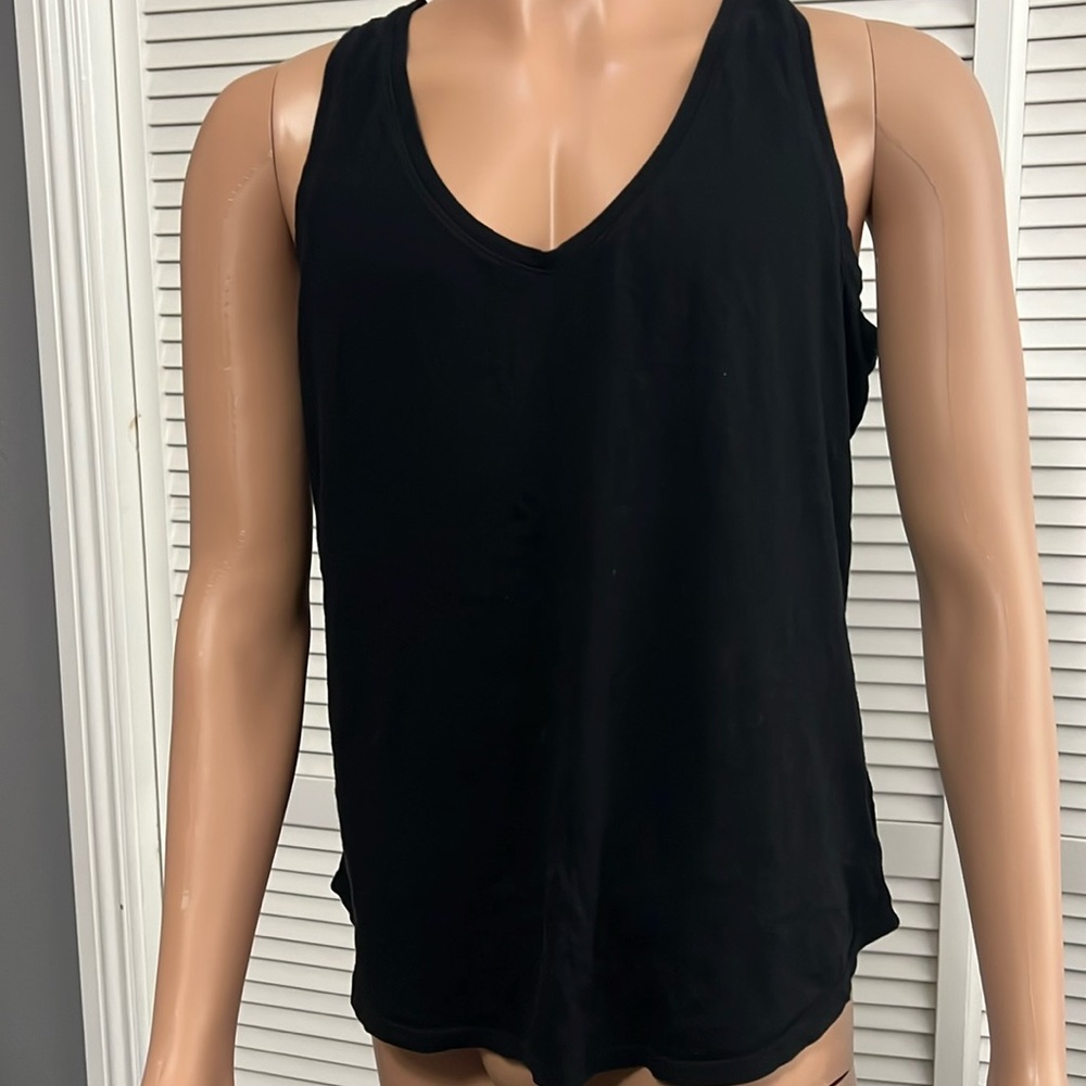 Old navy black tank top large